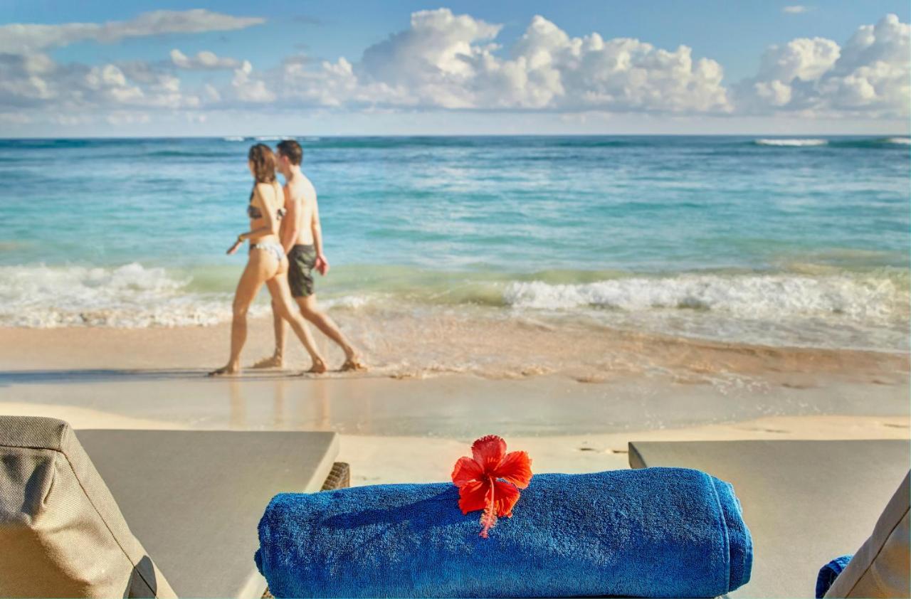 รอยัลตัน บาวาโร รีสอร์ต แอนด์ สปา ออล อินคลูซีฟ Hotel ปุนตากานา ภายนอก รูปภาพ