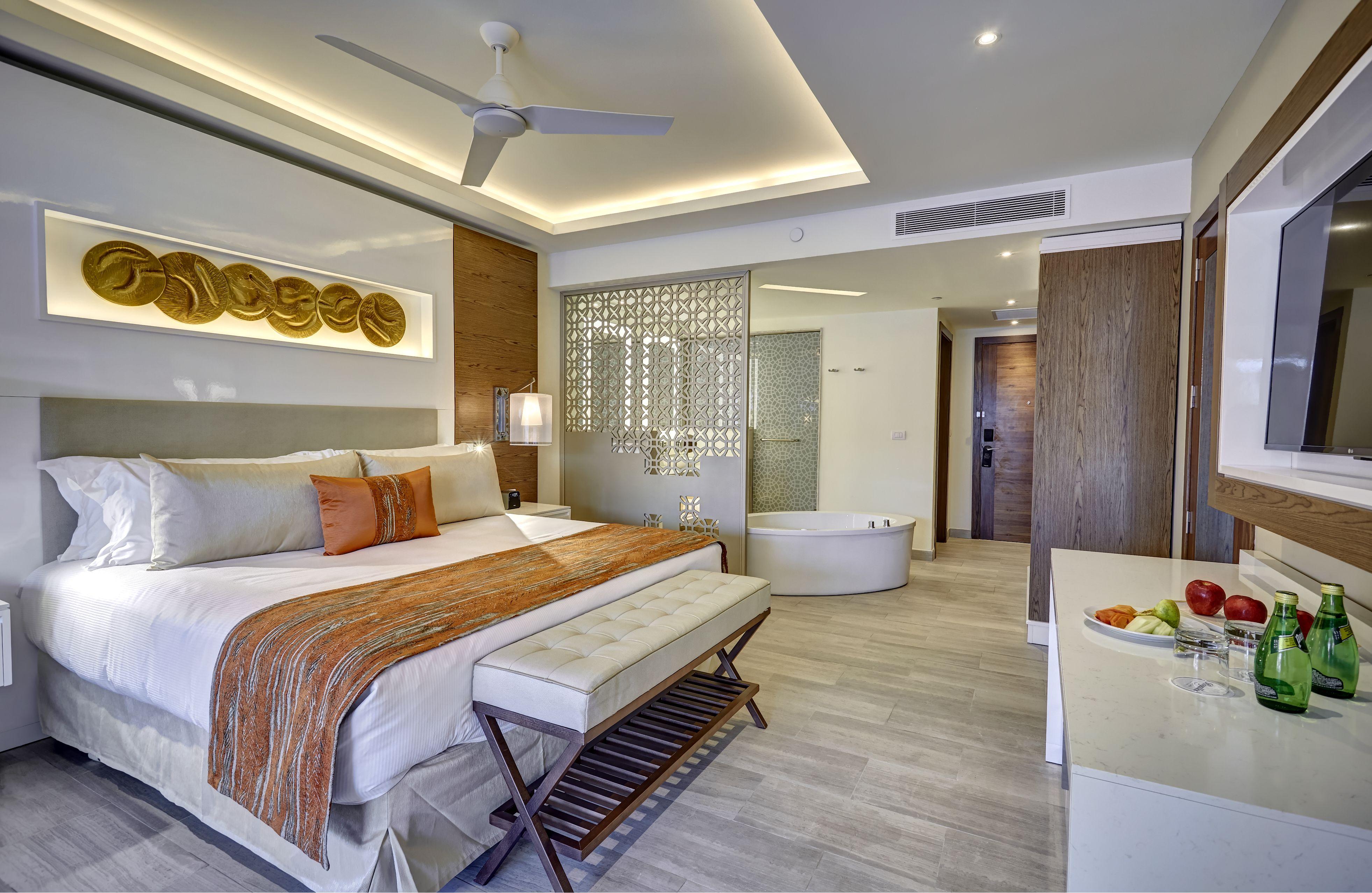 รอยัลตัน บาวาโร รีสอร์ต แอนด์ สปา ออล อินคลูซีฟ Hotel ปุนตากานา ภายนอก รูปภาพ